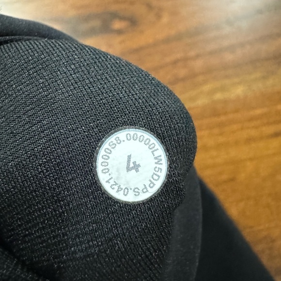 Lululemon Lunar New Year Wunder Under High-Rise Tight Leggings Size 4 - Picture 7 of 9